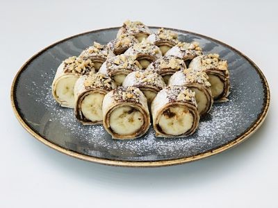 Rulouri de banane cu Nutella și unt de arahide