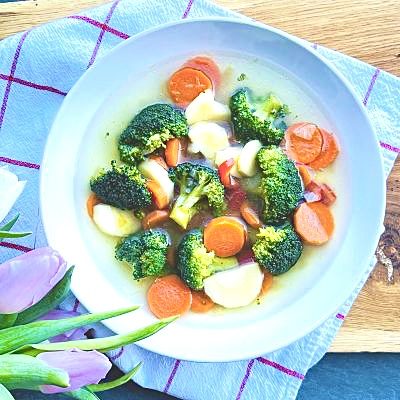 Supă de broccoli cu legume